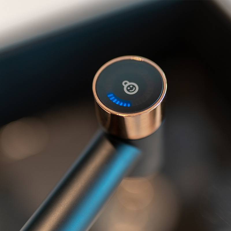 水鹿-厨房－净水器－水鹿新款纳米厚膜技术即热式龙头加热龙头—小黑