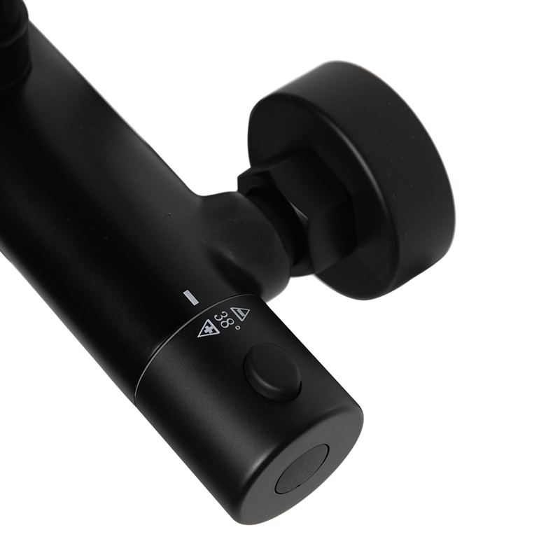 水鹿-淋浴－恒温－水鹿黑色恒温淋浴器-黑珍珠