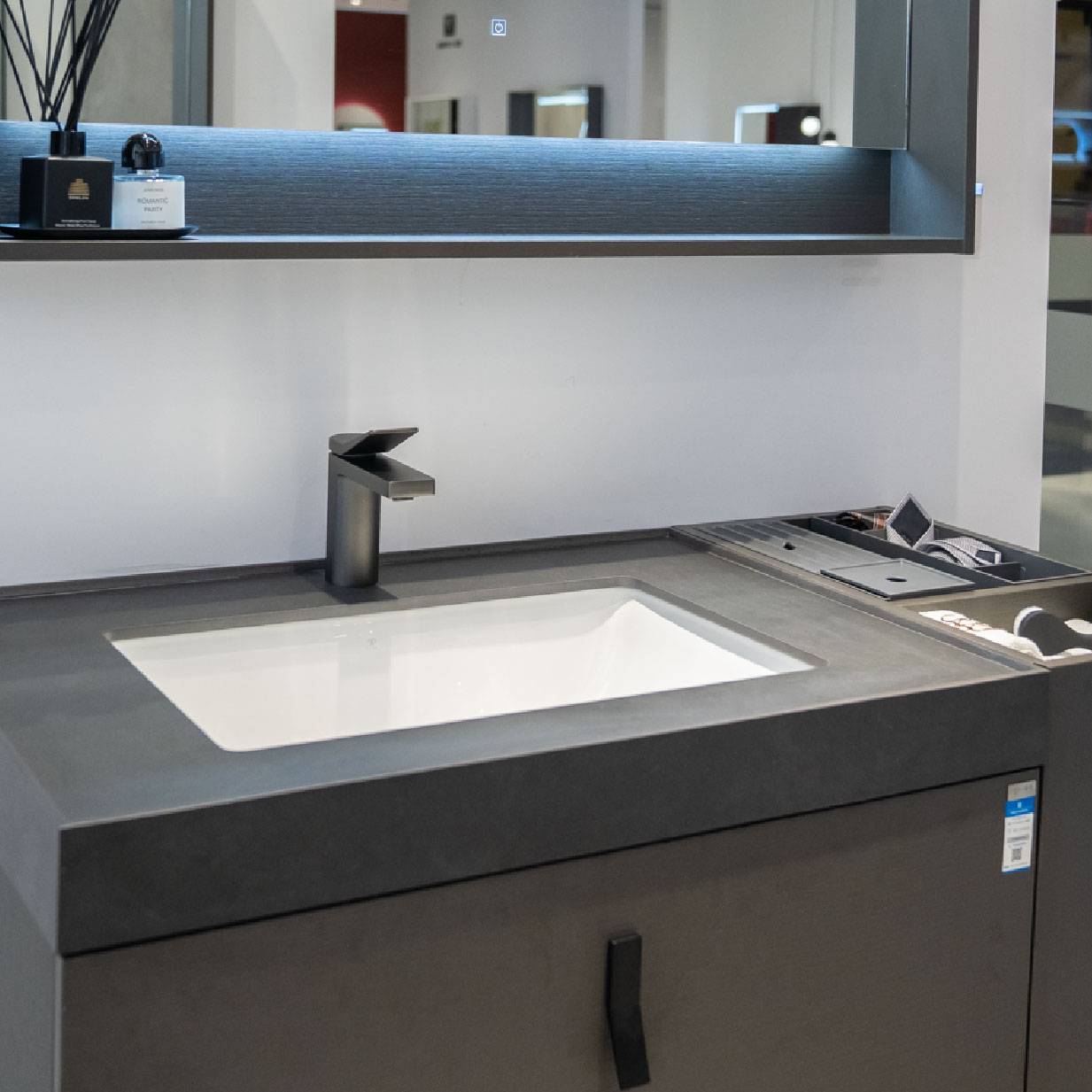 水鹿-洗面－浴室柜（可定制）－浴室柜Cicely西西里 PY26211（定制交期图纸签字确认后60天） 购买浴室柜不含龙头与下水